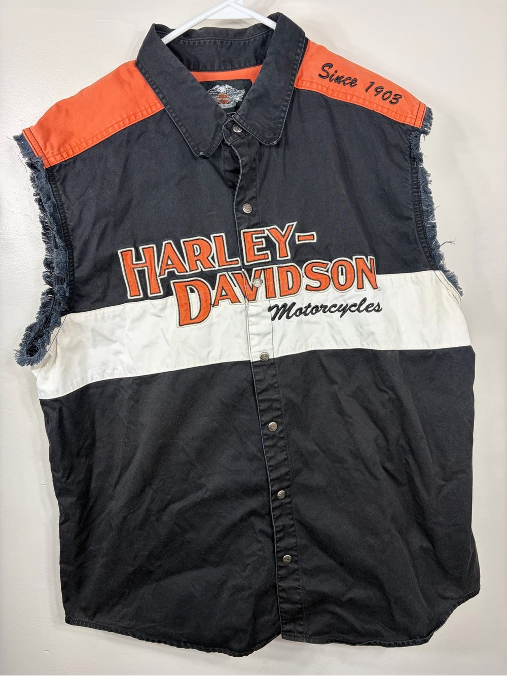Harley-Davidson Sleeveless Button Shirt Embroidered Logo Black Orange Men’s L-XL